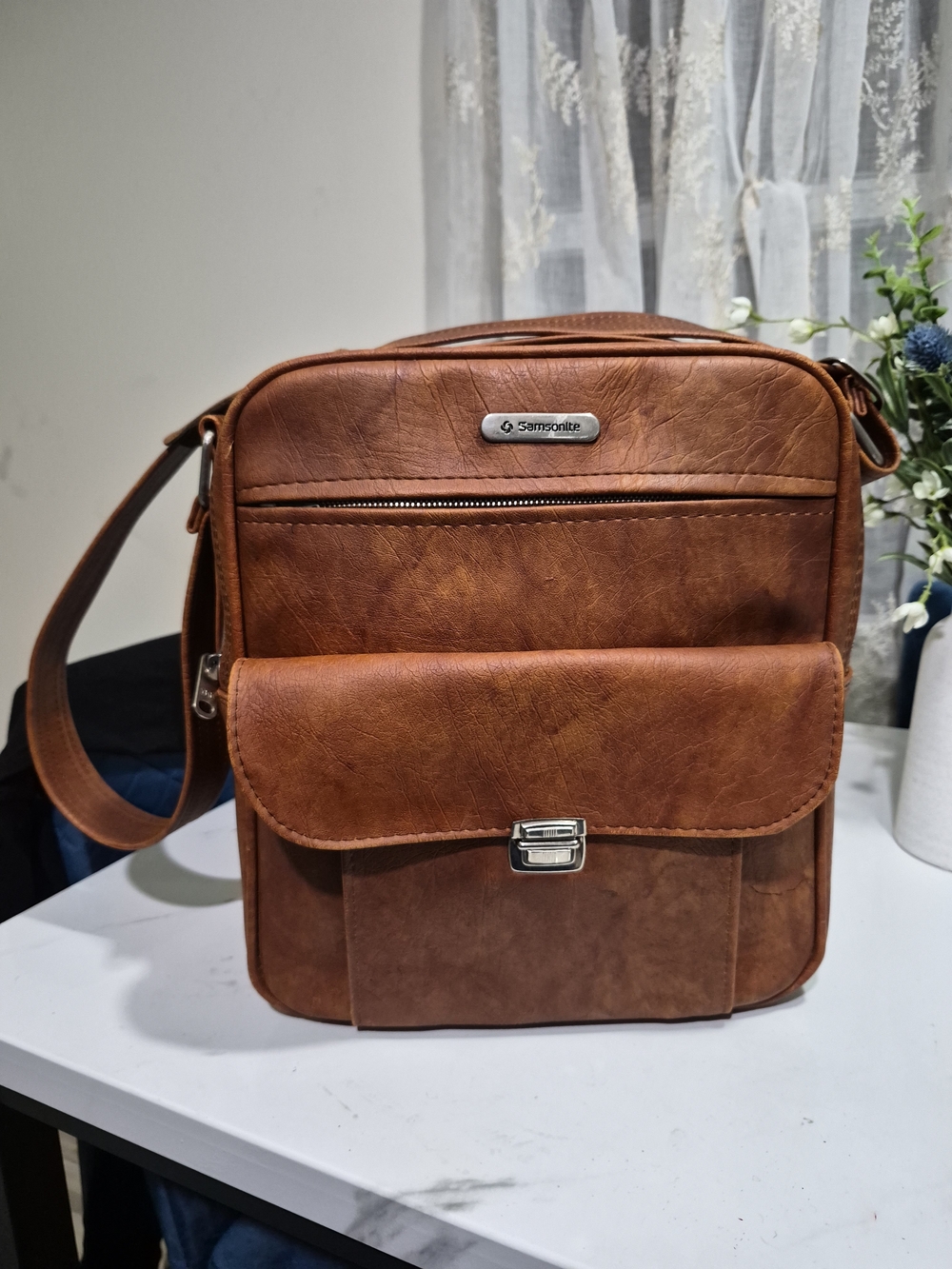 1990' Samsonite Brown Leather Crossbody Vintage Messenger Bag Unisex